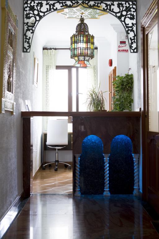 Hostal Alhambra - Adults Only Нерха Екстериор снимка