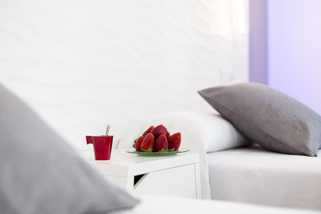 Hostal Alhambra - Adults Only Нерха Екстериор снимка