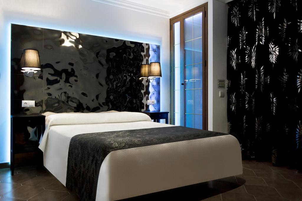 Hostal Alhambra - Adults Only Нерха Екстериор снимка