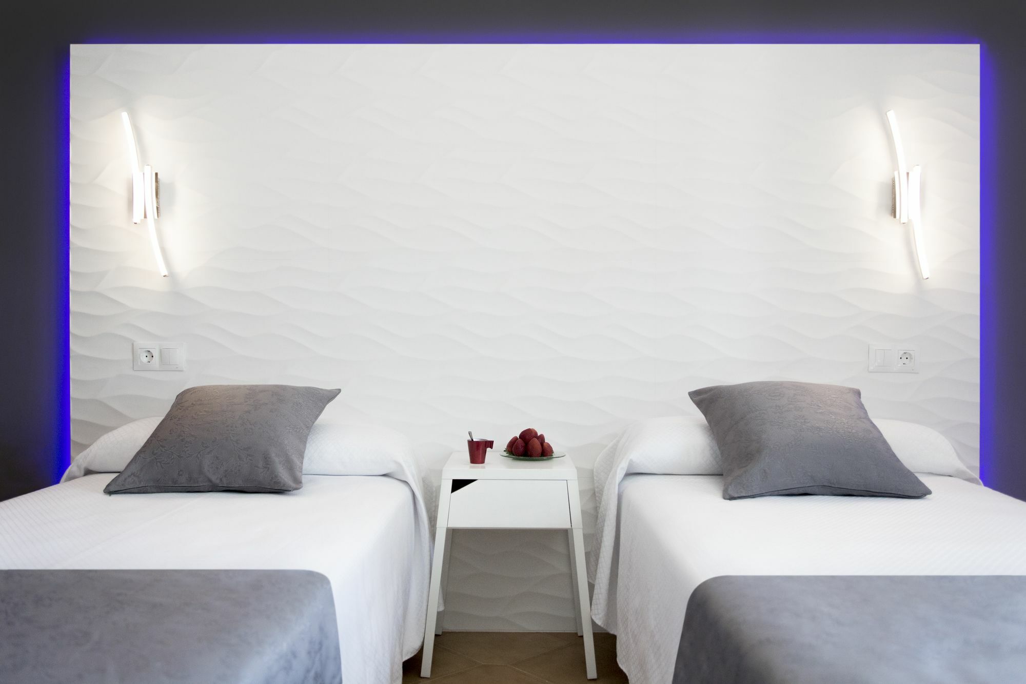 Hostal Alhambra - Adults Only Нерха Екстериор снимка