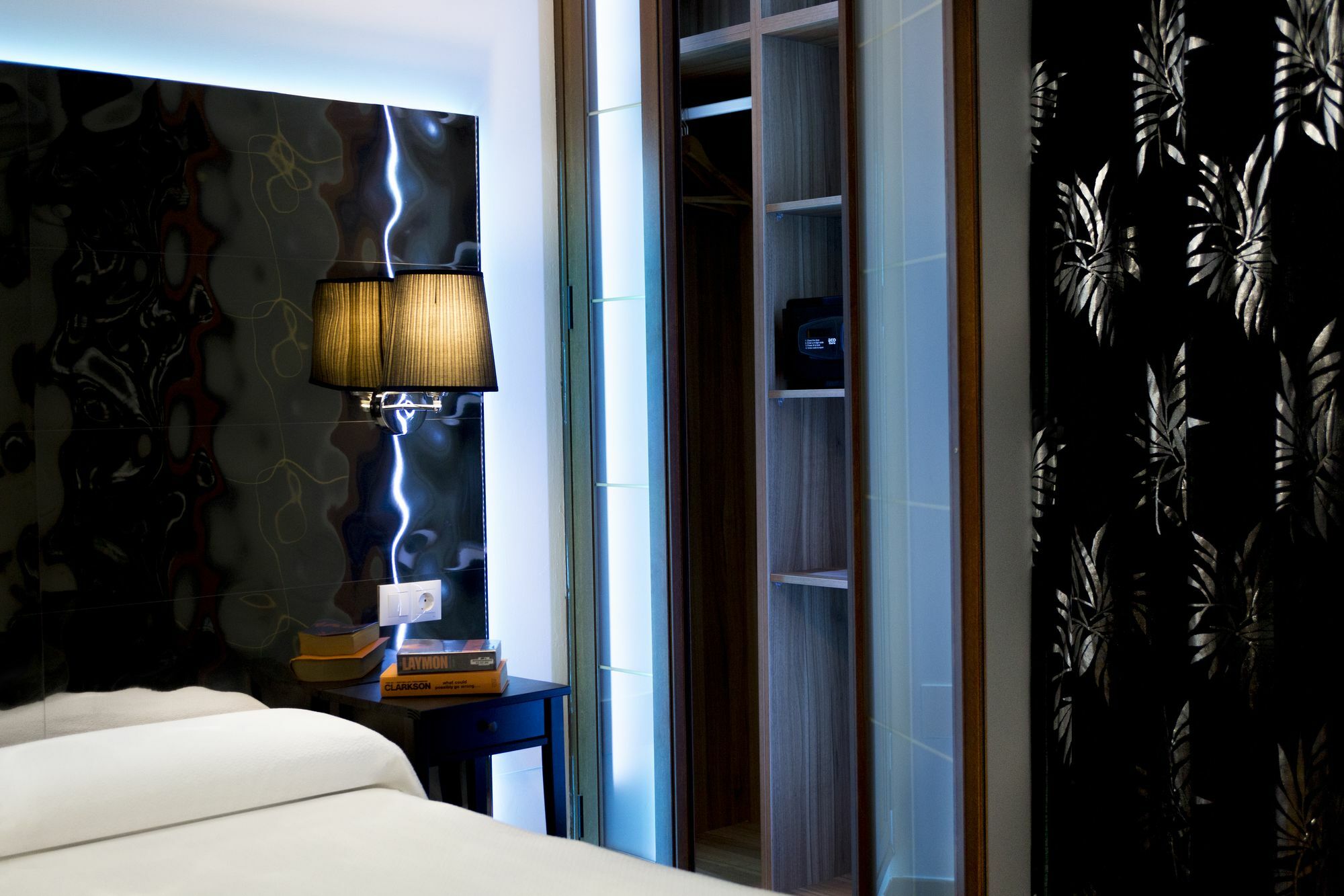 Hostal Alhambra - Adults Only Нерха Екстериор снимка